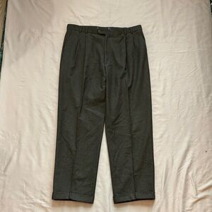 Jos. A. Bank 100% Wool Pleated Dress Pants – Dark Brown Made in Canada